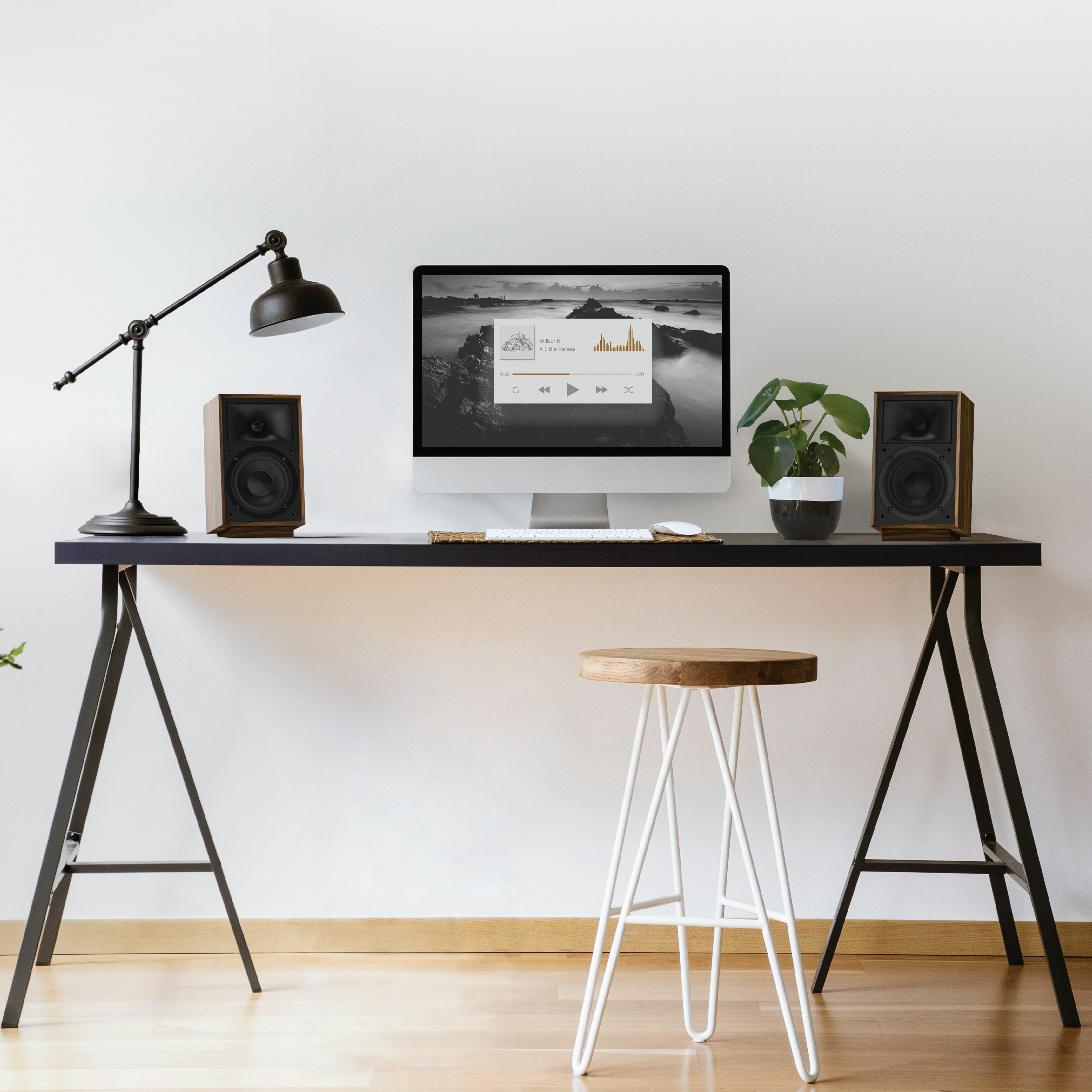 Promedia Heritage 2.1 on a computer desk